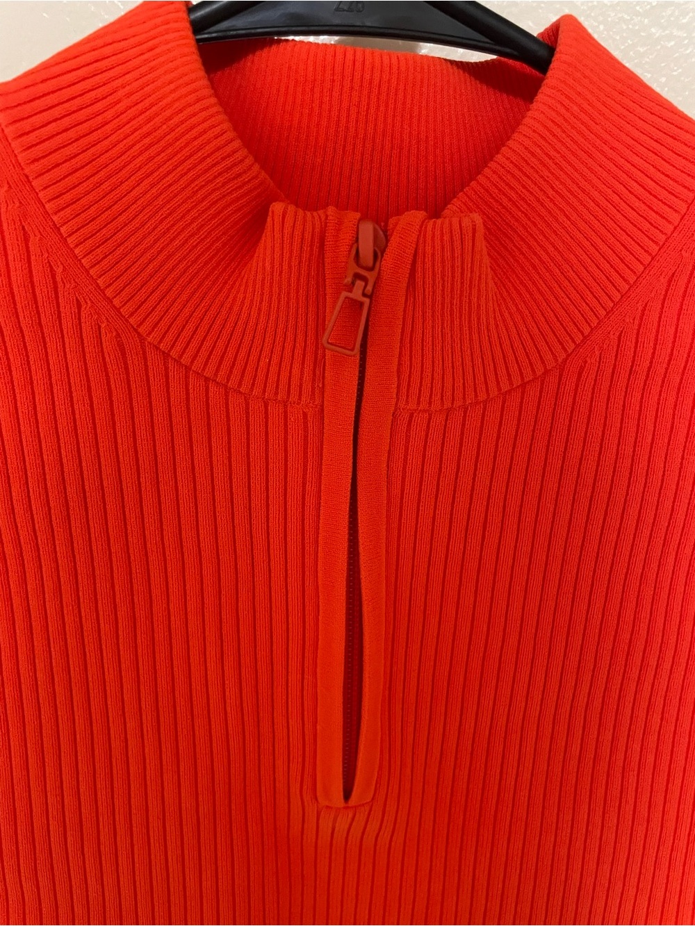✨NWT Lululemon Open Back Half Zip Sweater Size M - Picture 4 of 12